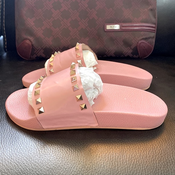VALENTINO ROCKSTUD ACCENTS SLIDES - Picture 3 of 16